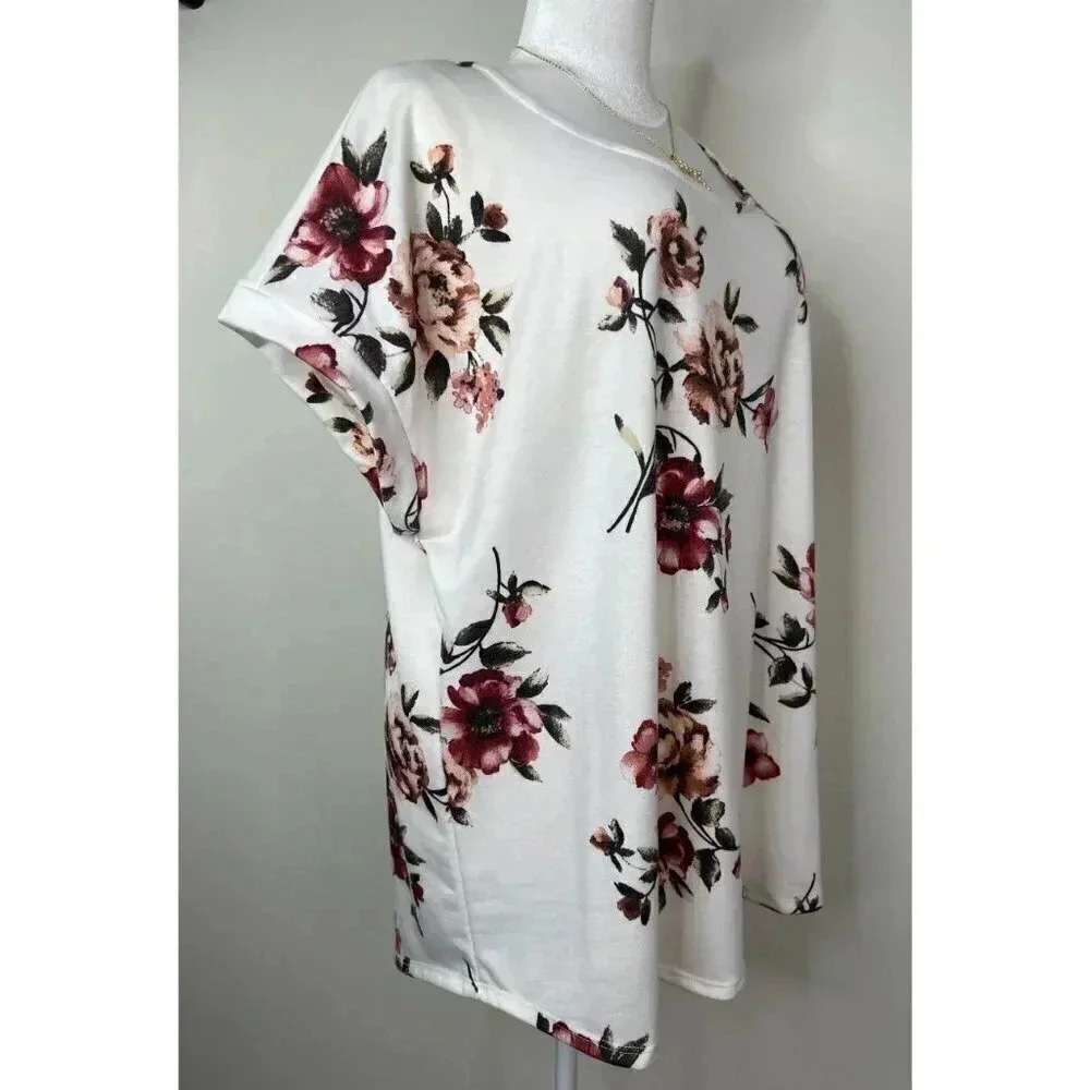 NWT Green Envelope Los Angeles Floral White & Shades Of Pink Blouse Plus 1X - Picture 3 of 7